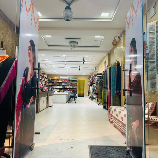 Quick Saree Shopping from Rewa in Maheshwar