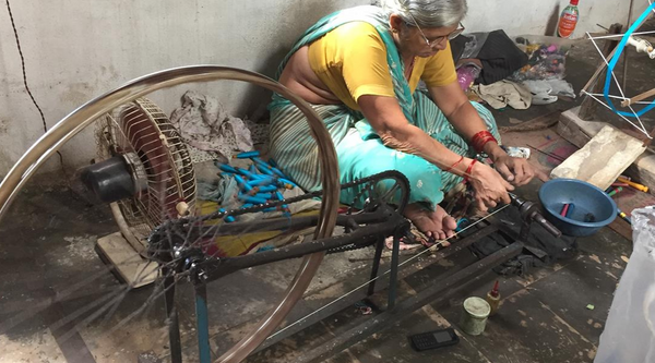 Rewa Handloom – Your Trusted Pure Maheshwari Suits Manufacturer