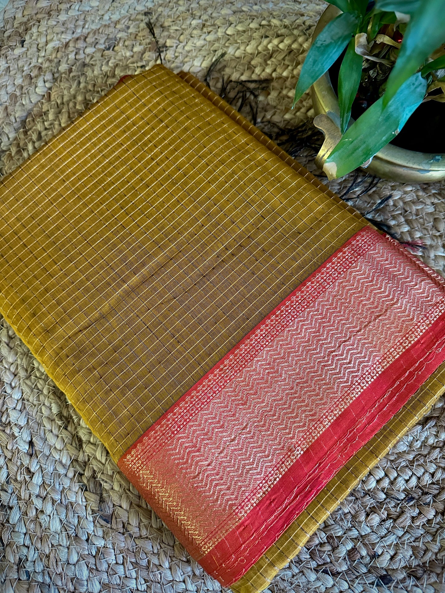 Maheshwari Zari Checkered Sarees