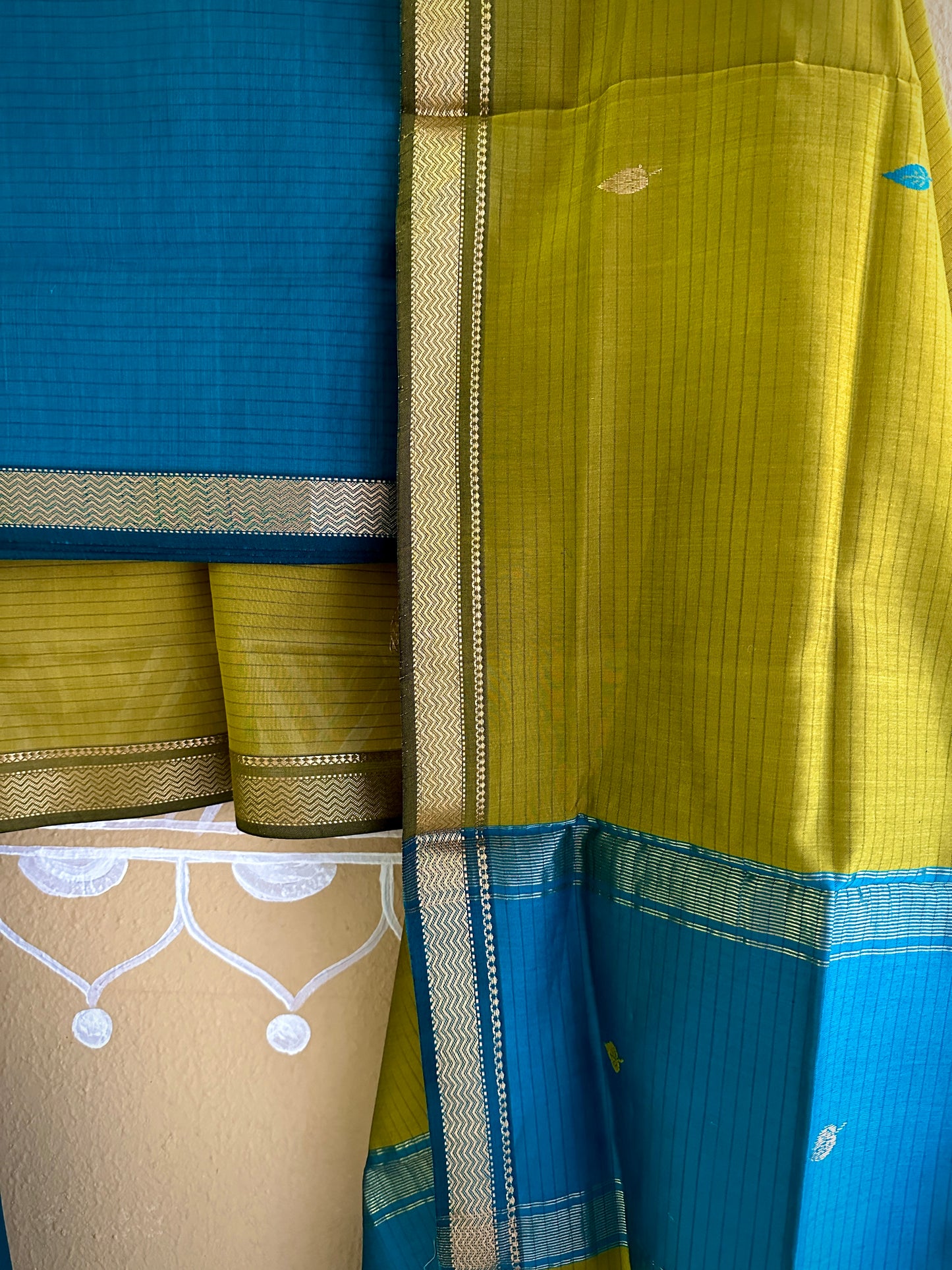 Maheshwari Mehandi - Rama Green Motifs Top Dupatta Sets