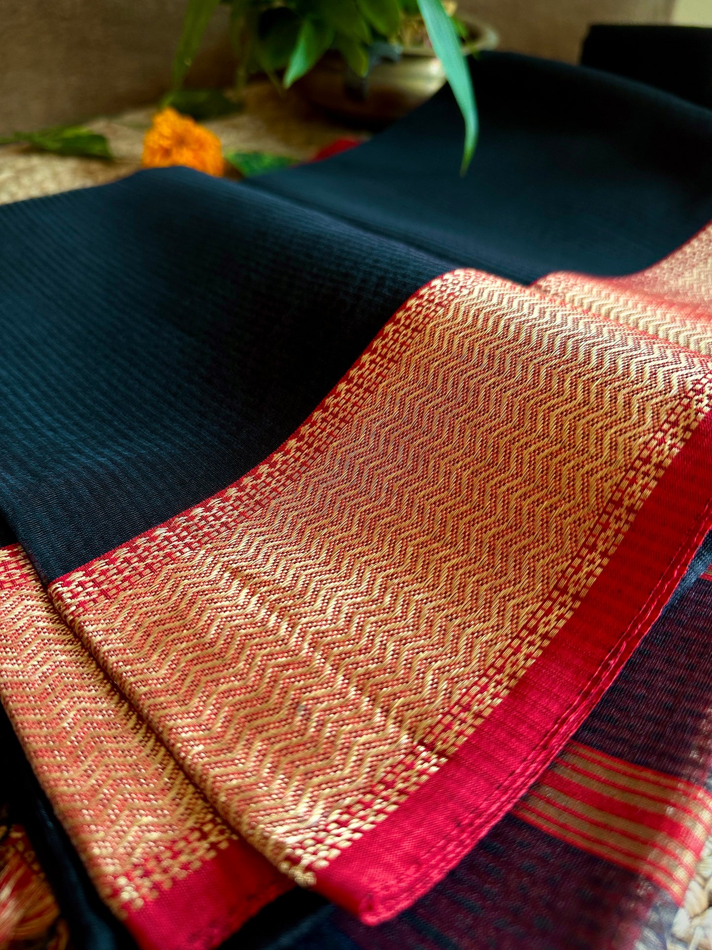 Maheshwari 75 Silk Black Saree