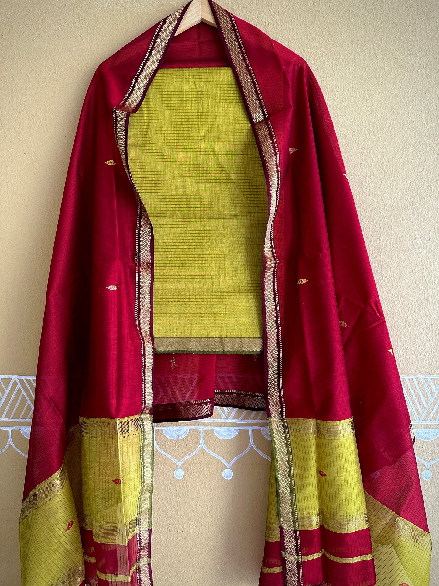 Maheshwari Motifs Top Dupatta Sets