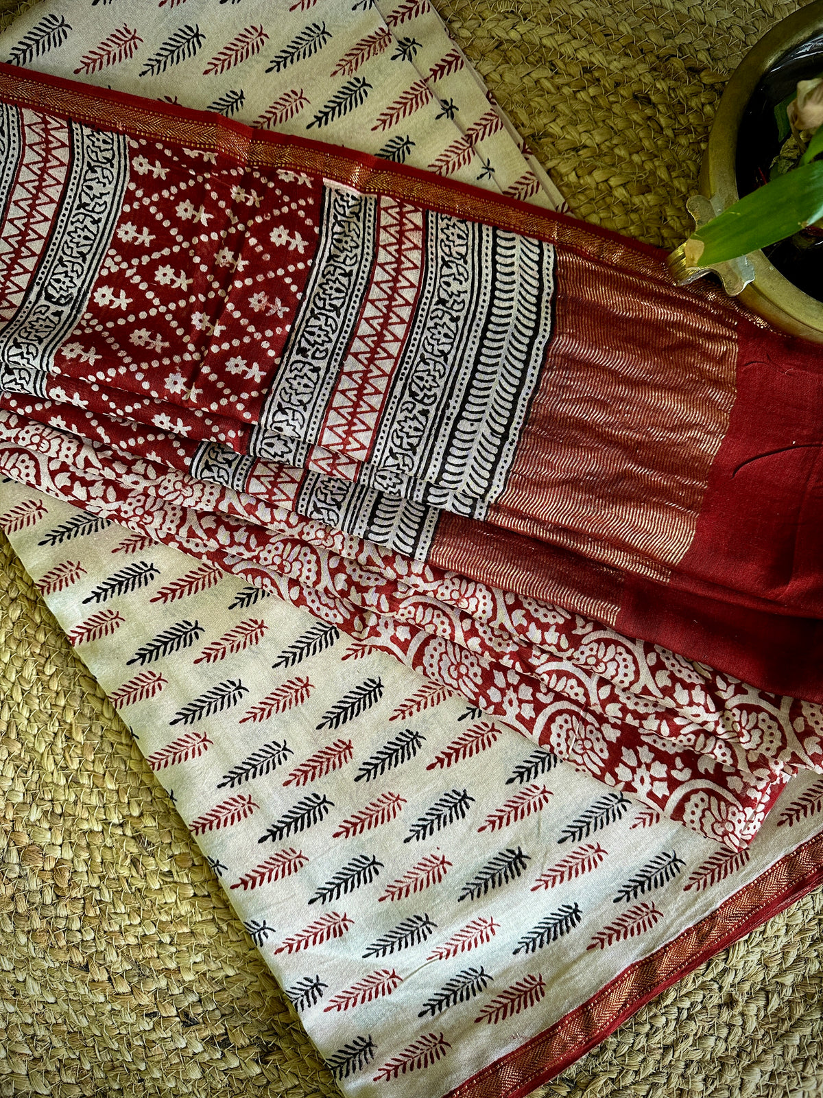Maheshwari White Red Bagh Print Suit