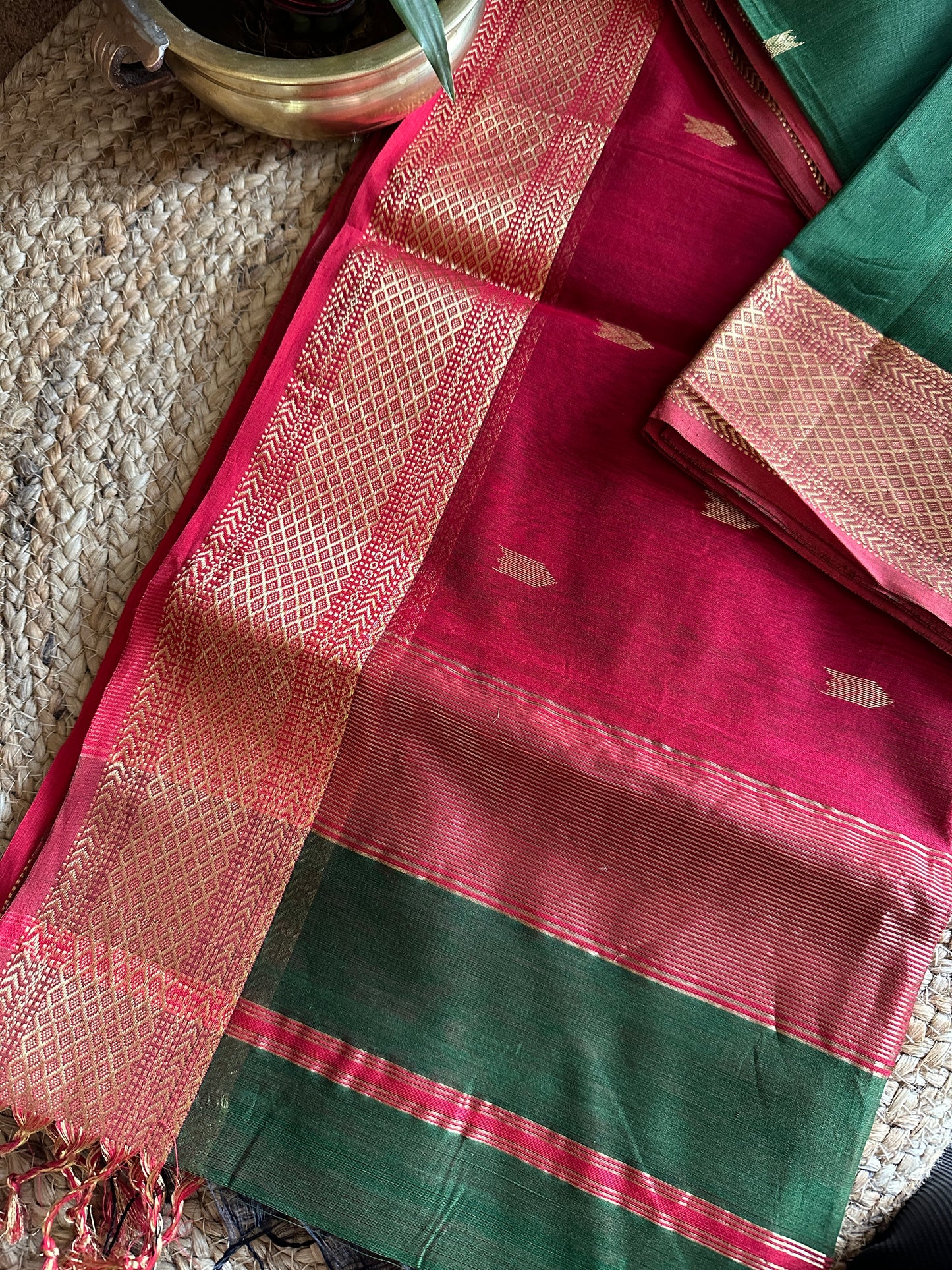 Motifs ~ Maheshwari Saree