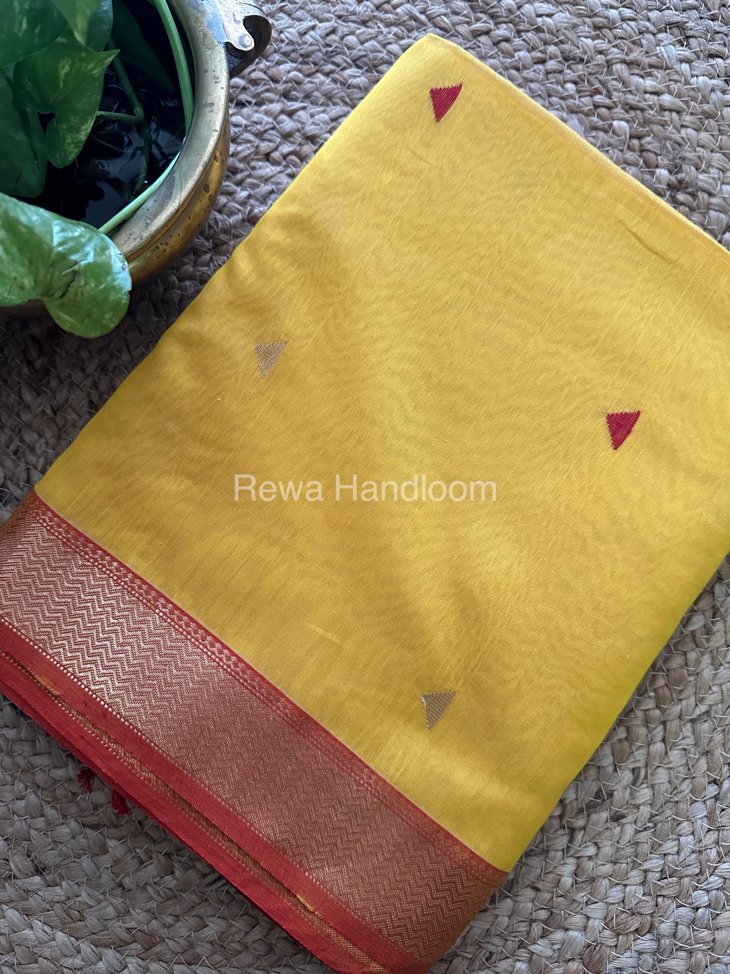 Yellow Motifs Maheshwari Saree SBT019