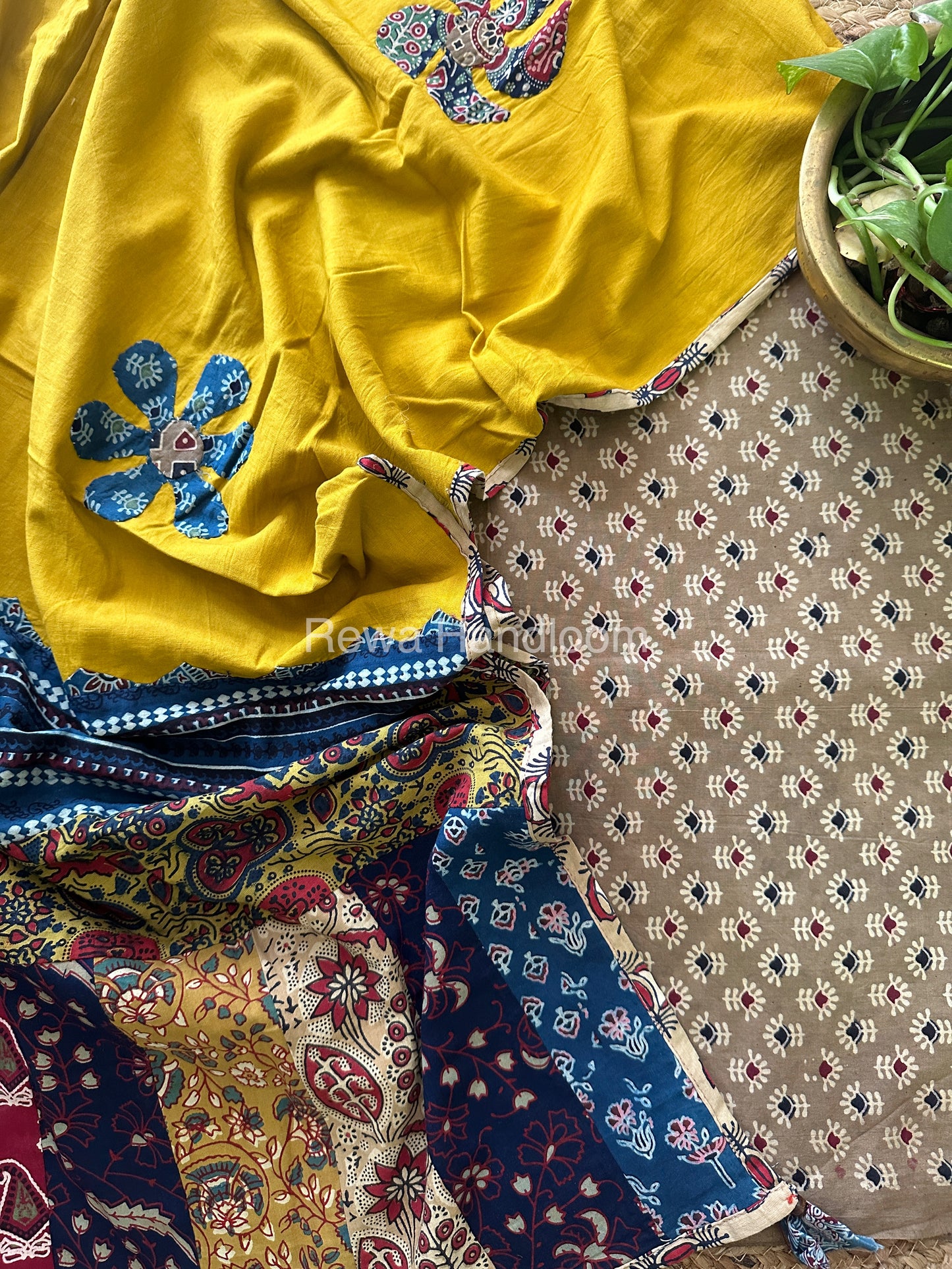 Ajark Print Cotton Suit
