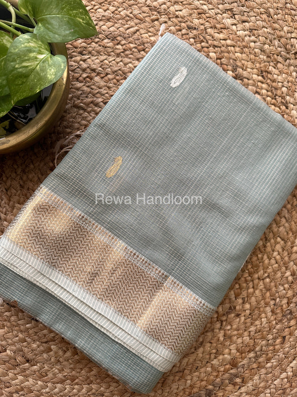 Zari Butti ~ Maheshwari Saree