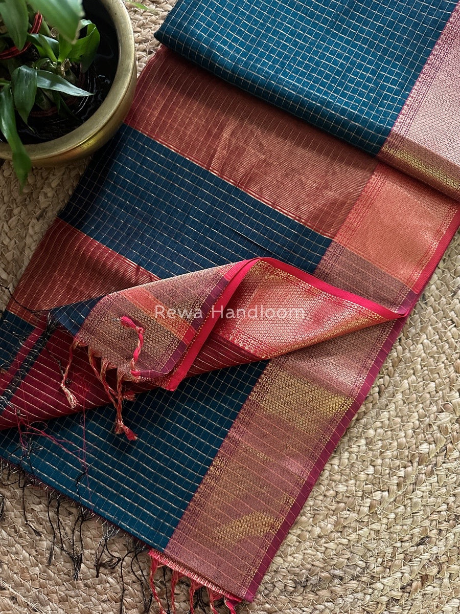 Maheshwari Zari Checks Saree