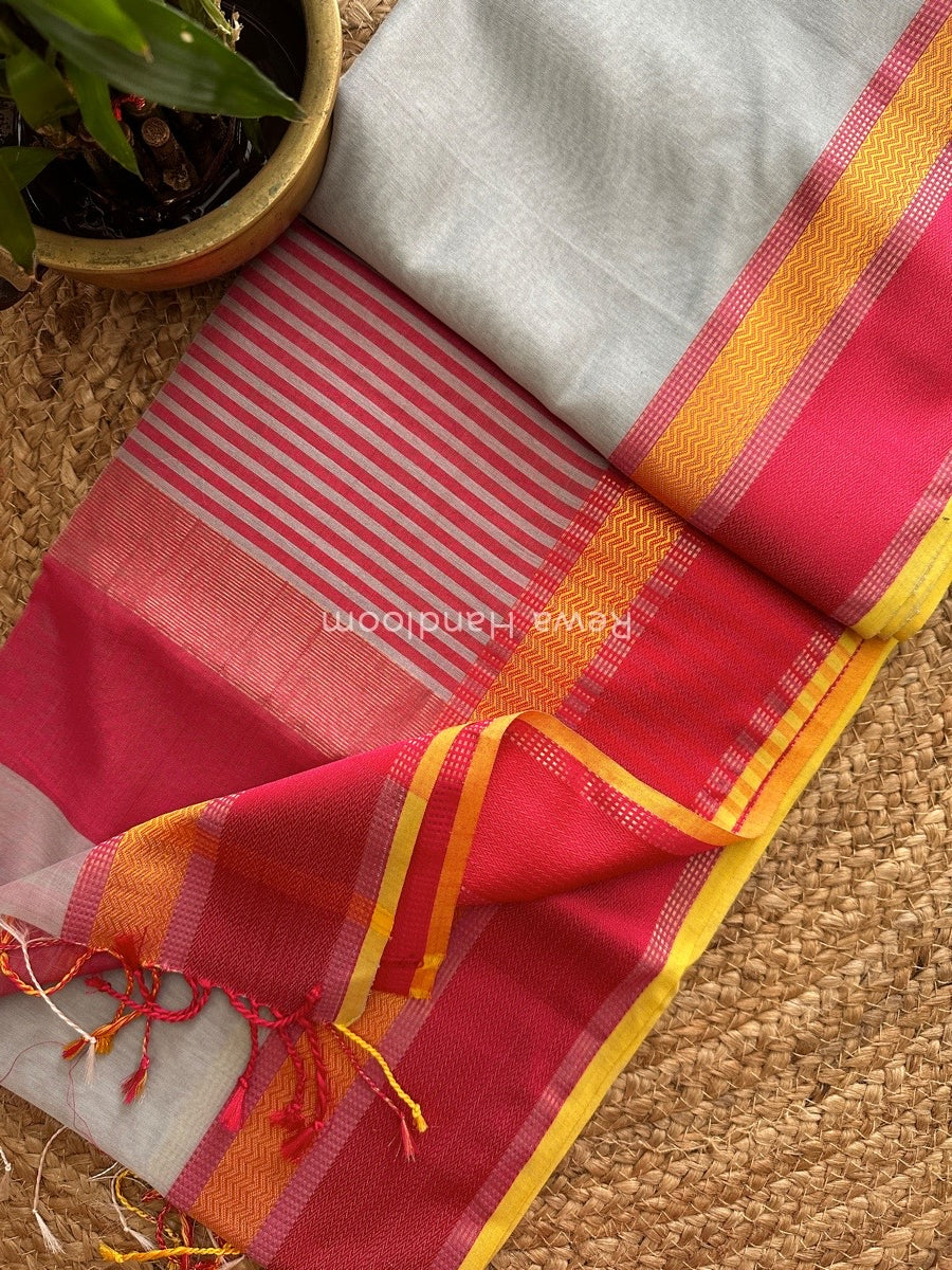 Maheshwari Light Grey Ganga Jamuna Rewa Border Saree GJD072