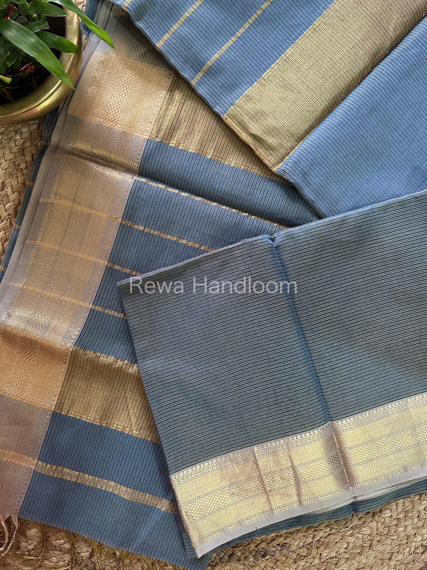 Maheshwari Grey Tissue Silk Saree-ZTS34