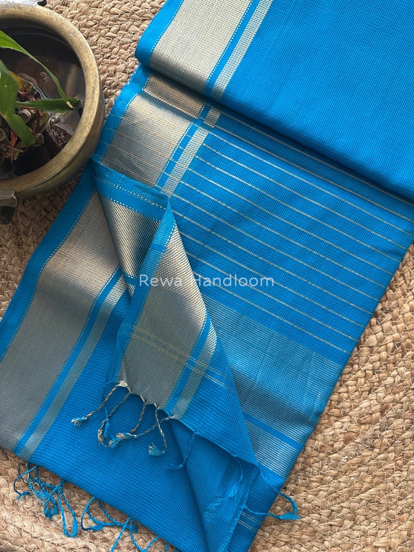 Exclusive Maheswari Self Checks Saree