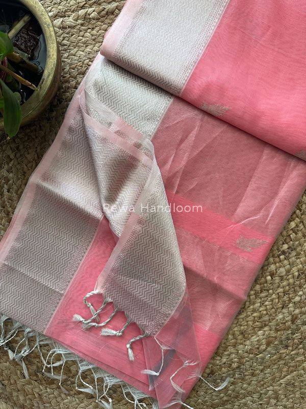 Maheshwari Silver Butti Saree