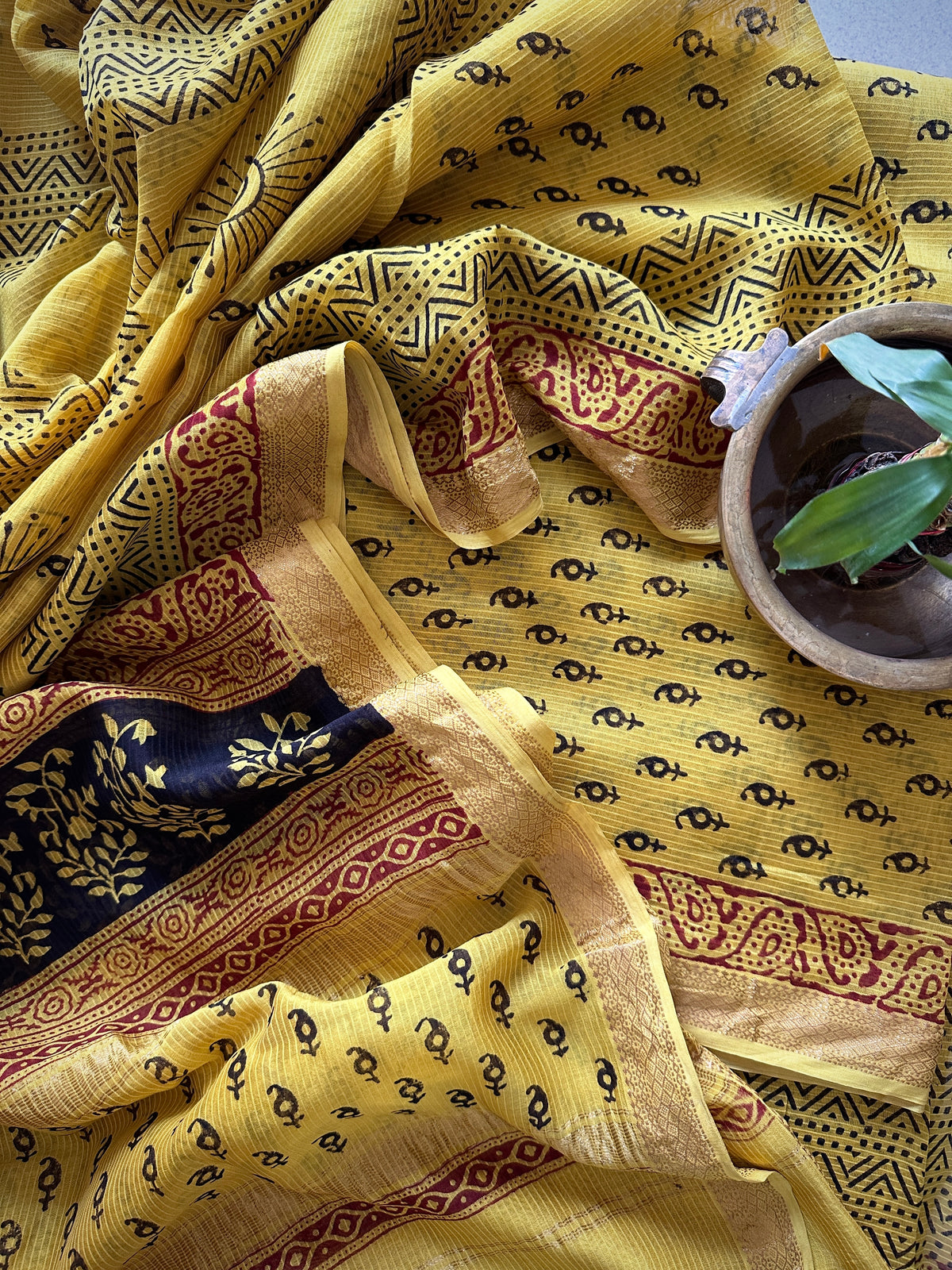 Maheshwari Yellow-Black Bagh Print Suit