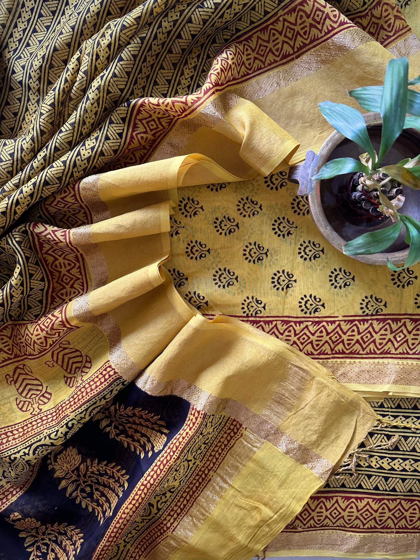 Maheshwari Yellow with Black Panel Dupatta Bagh Print Suit