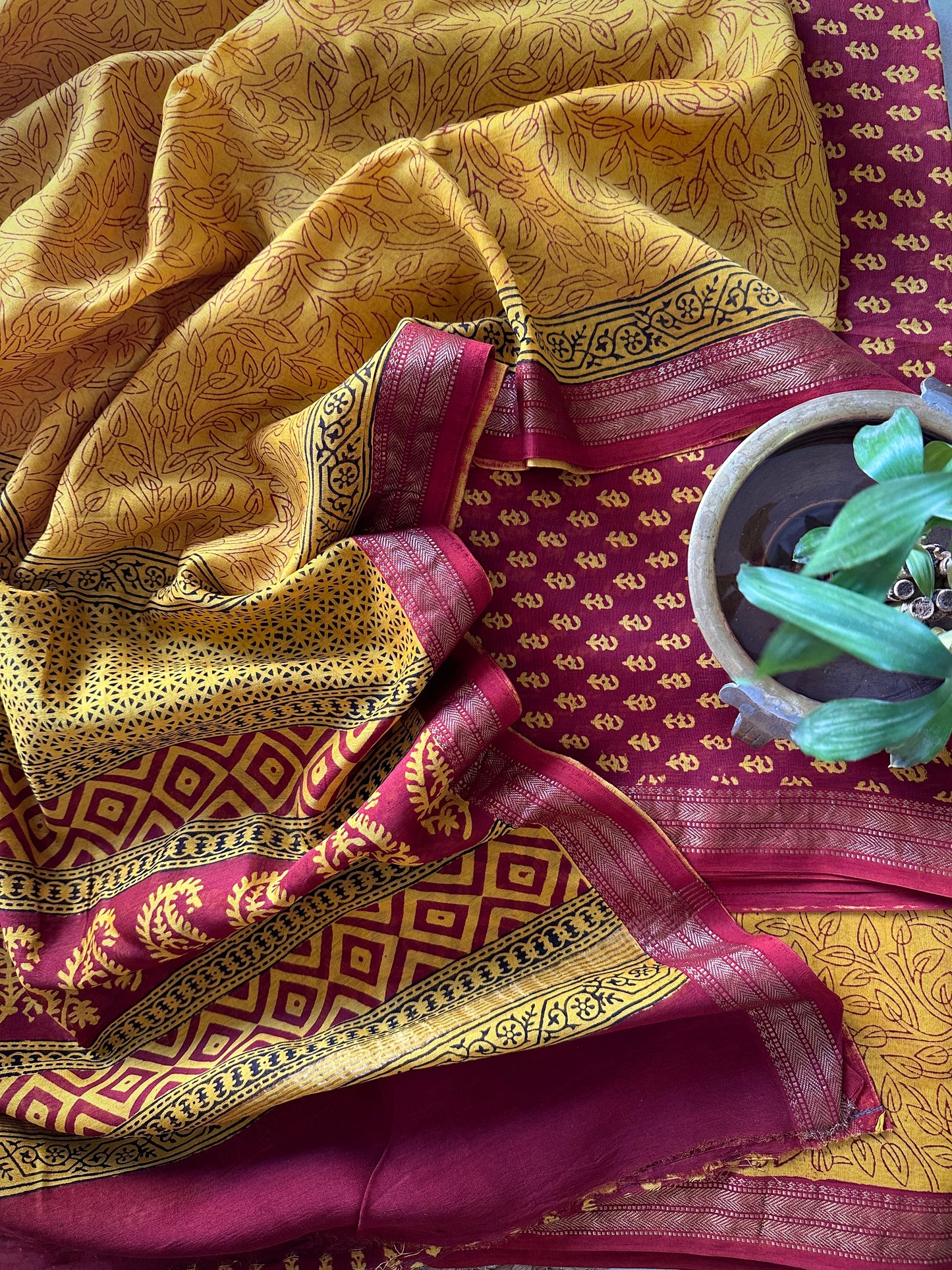 Maheshwari Bagh Print Suit