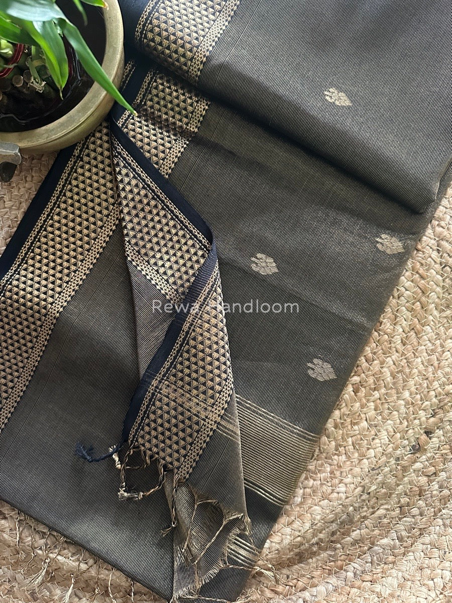 Maheshwari Tissue Butti Saree