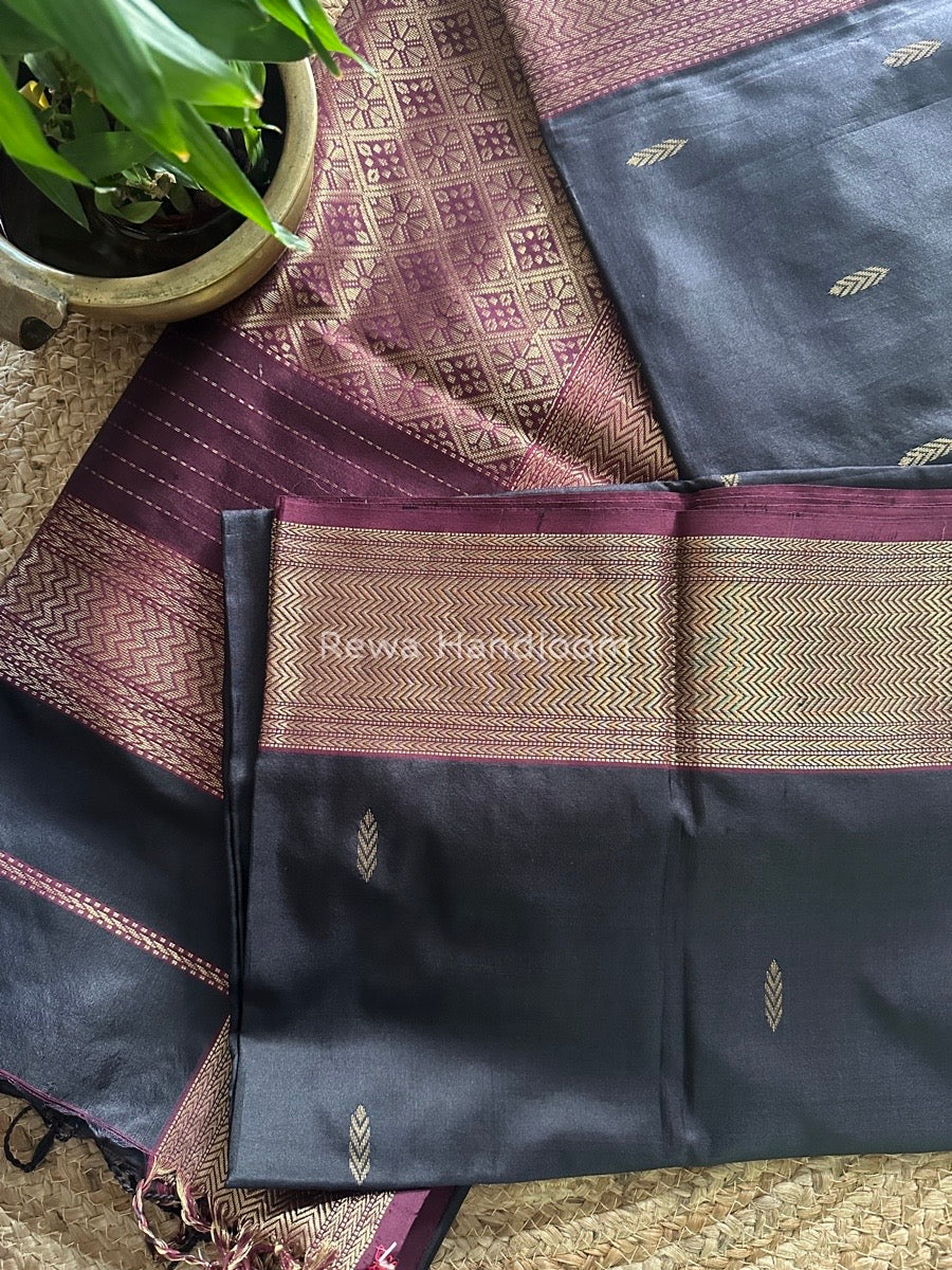 Maheshwari Black Pure Silk Saree PS33