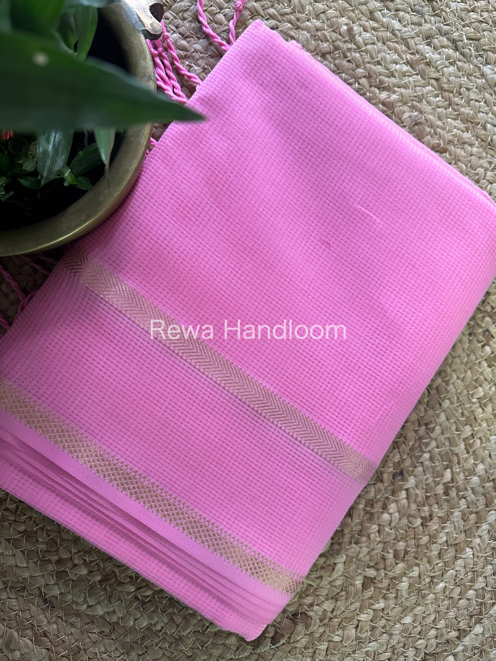 Maheshwari Self Checks Saree