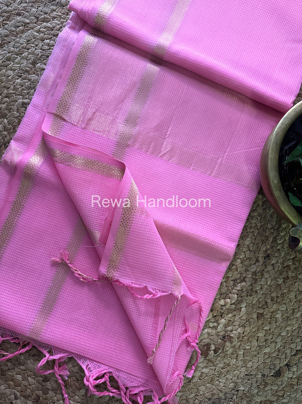 Maheshwari Self Checks Pink Saree MCS04