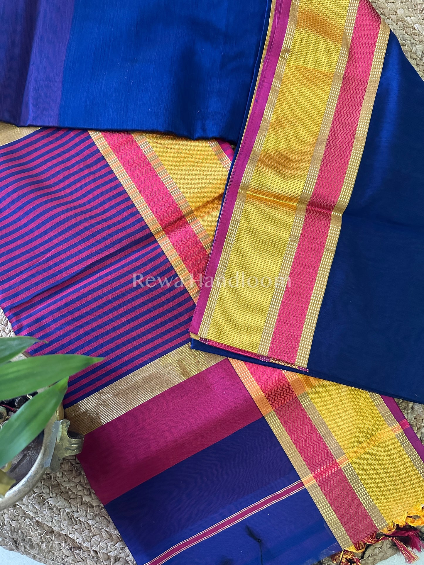 Maheshwari Royal Blue Ganga Jamuna Rewa Border Saree GJD03