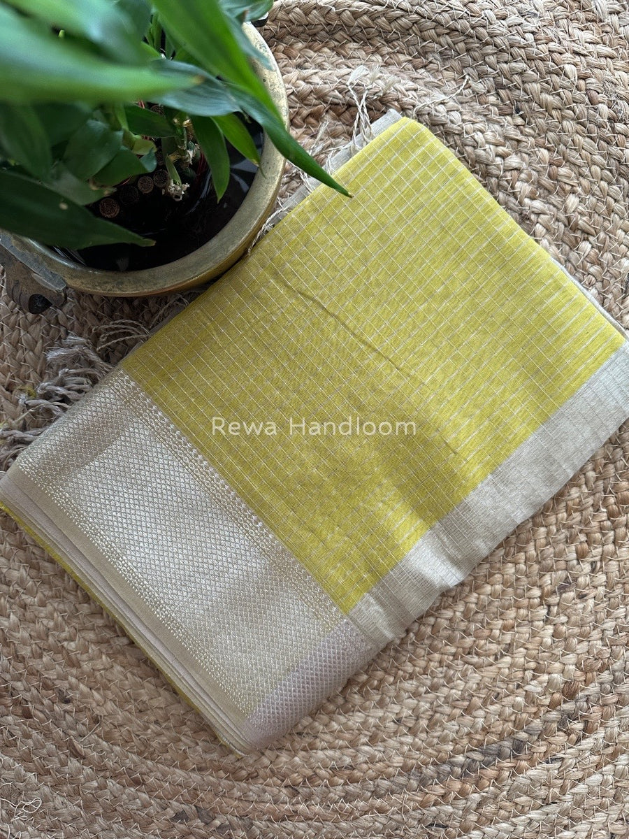 Maheshwari Yellow Silver Zari Checks Silk Saree SZ038