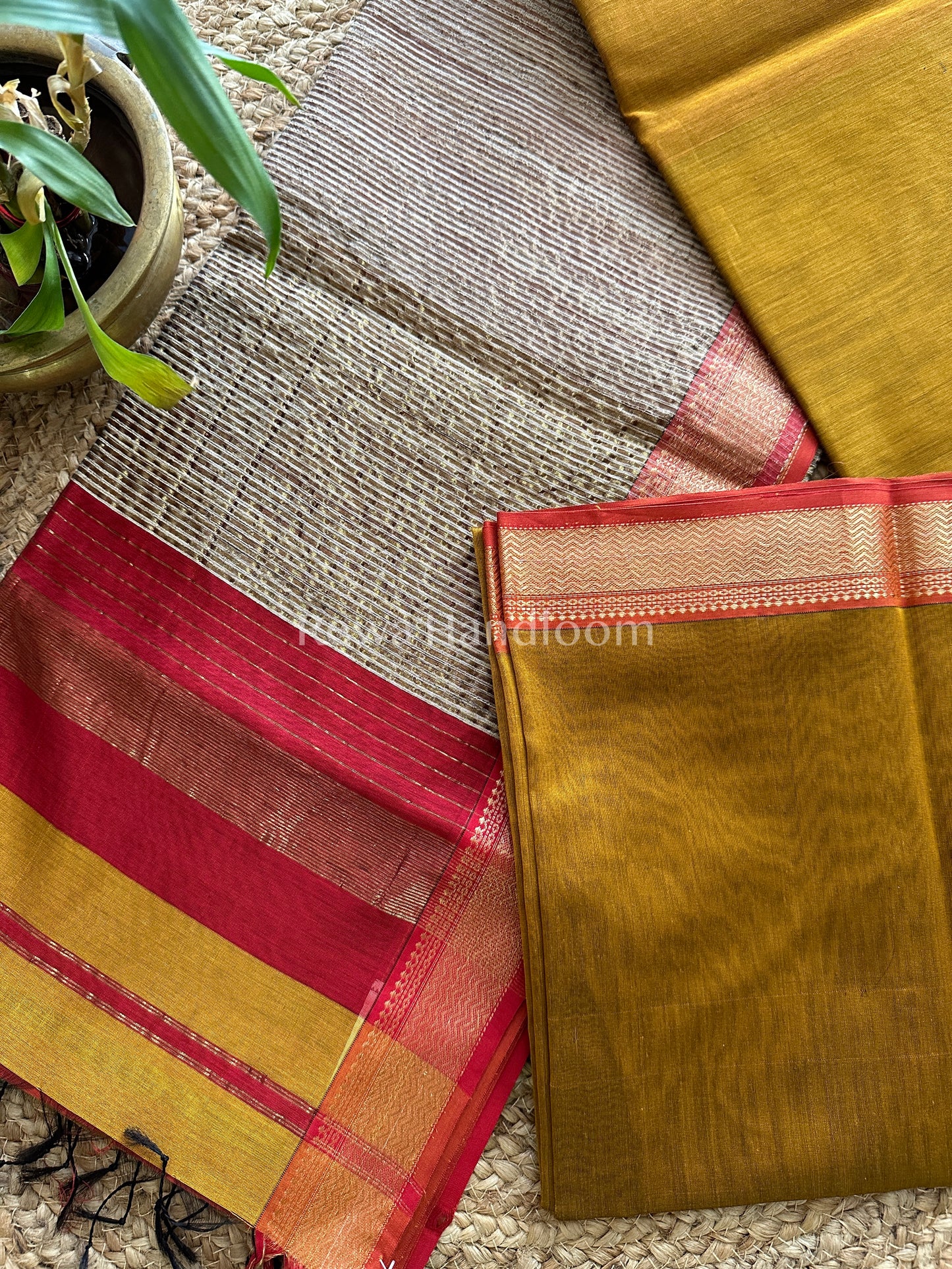 Maheshwari Mustard Yellow Gichha Pallu Saree GP07
