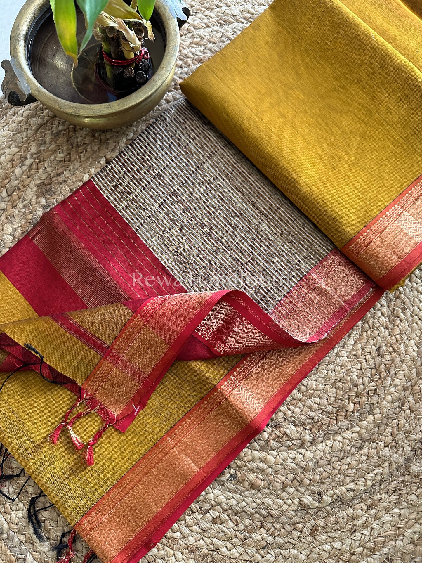 Maheshwari Gichha Pallu Saree