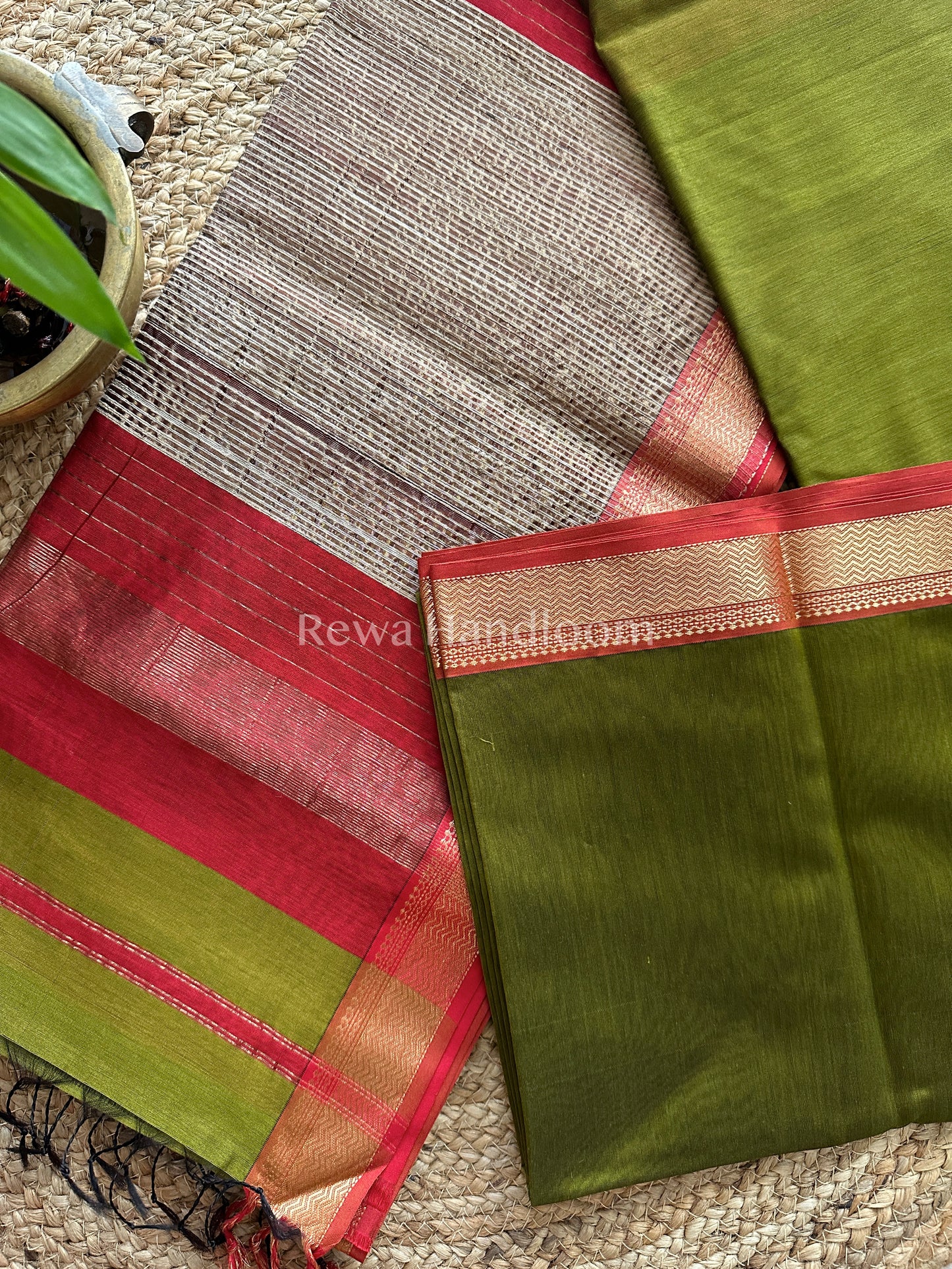 Maheshwari Mehandi Green Rewa Border Saree