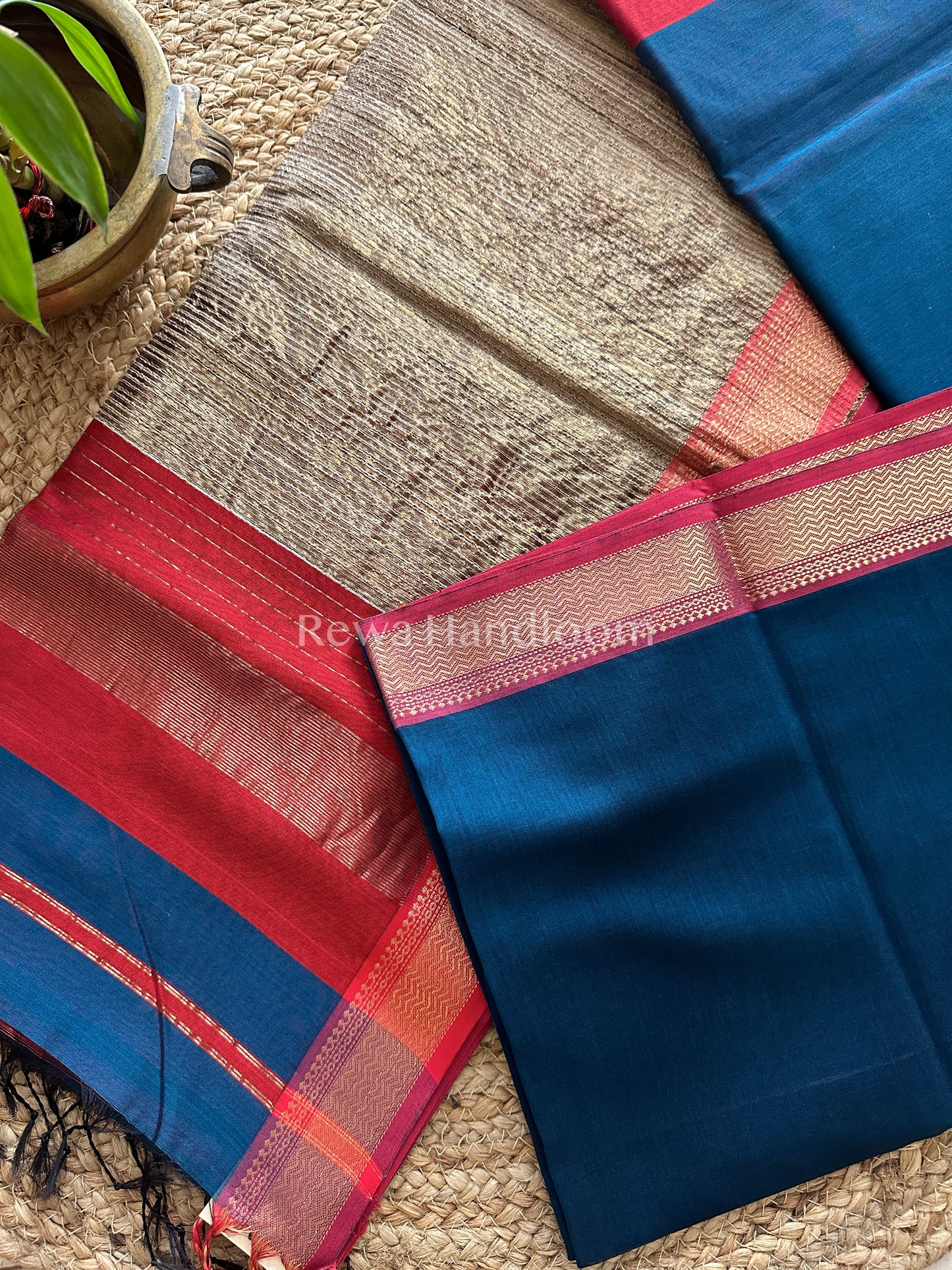 Maheshwari Rama Green Rewa Border Saree