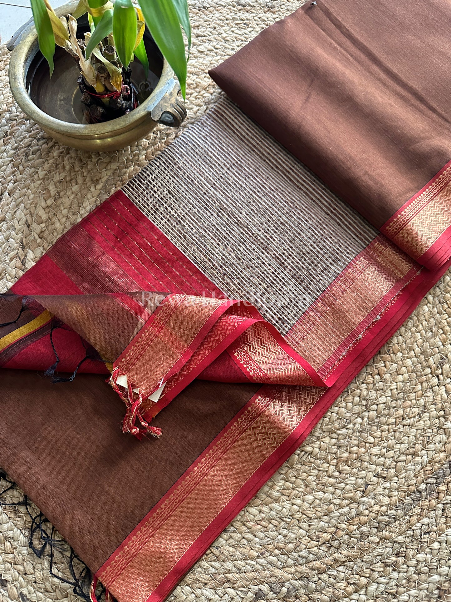 Maheshwari Brown Rewa Border Saree