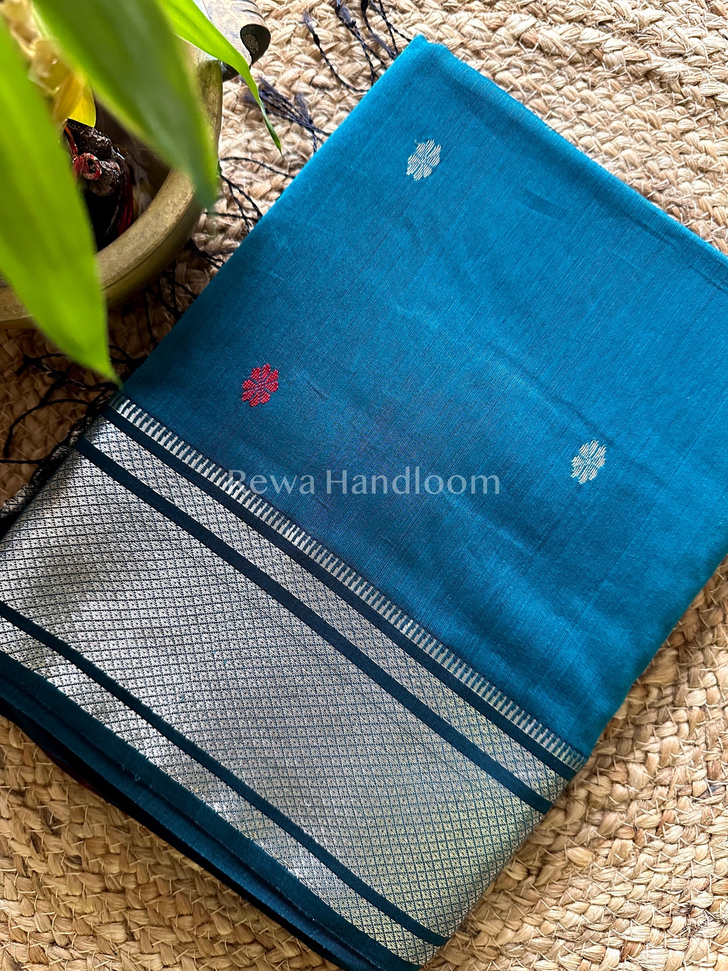Maheshwari Silver Zari Sarees