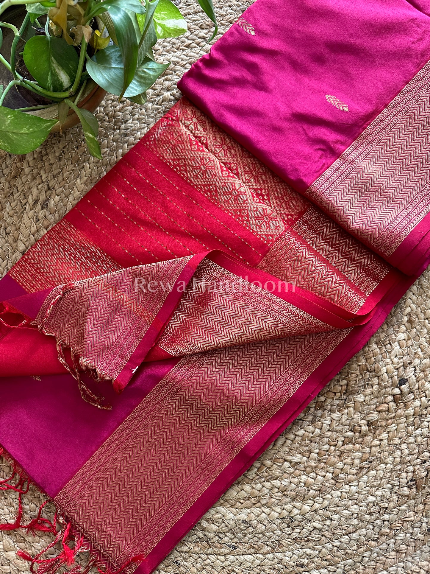 Maheshwari Magenta Pink Pure Silk Saree