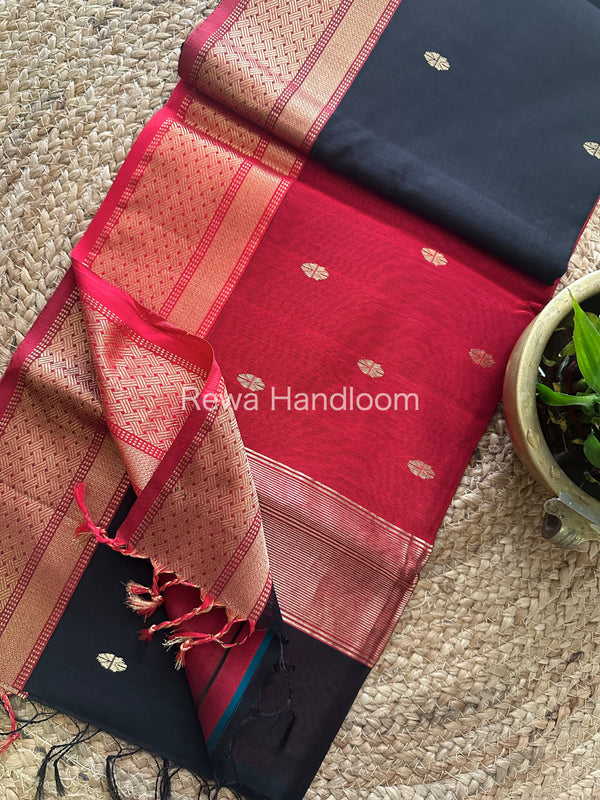 Zari Butti Maheshwari Saree