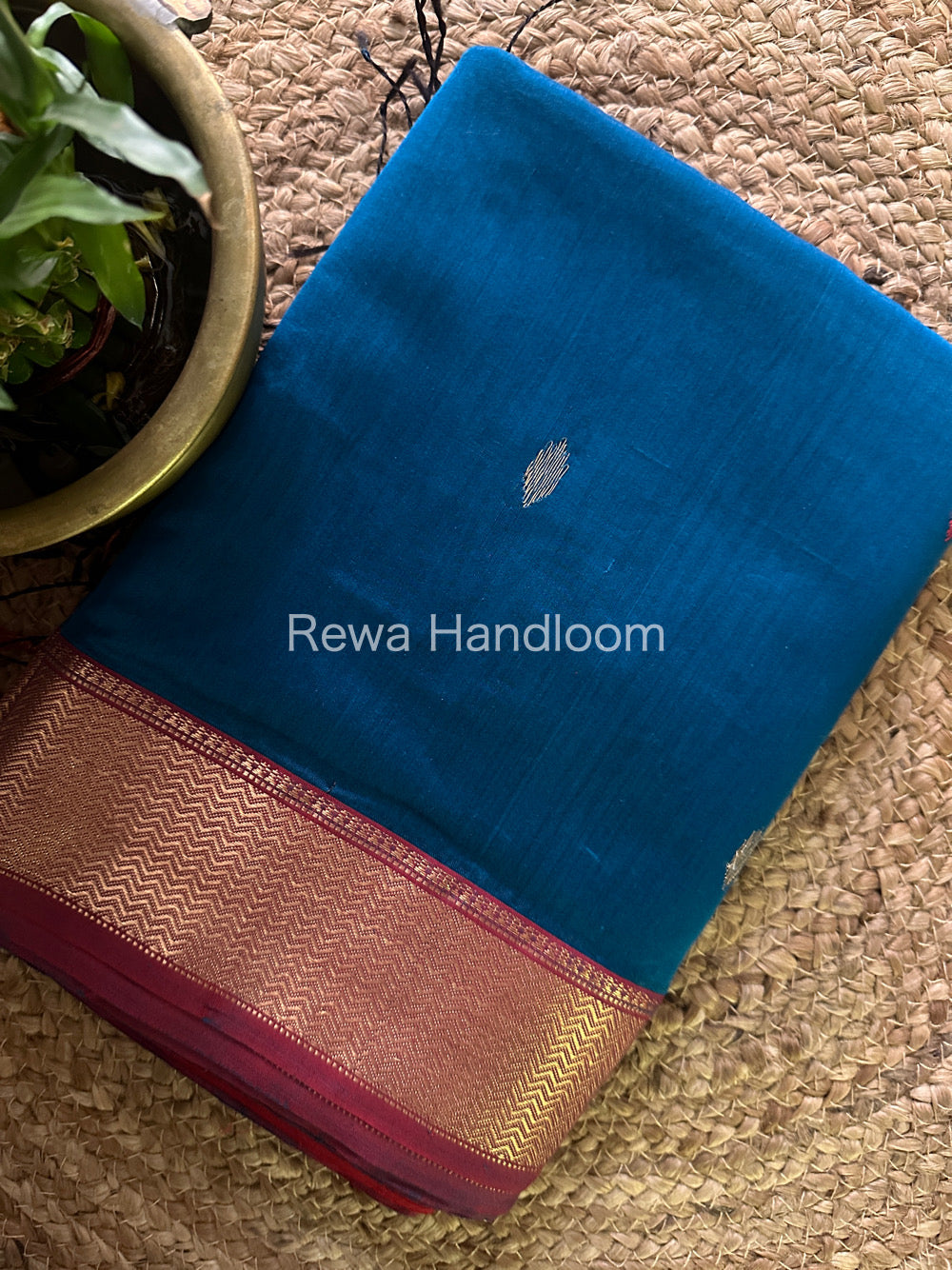 Maheshwari Rama Green Zari Butti Saree PTB107