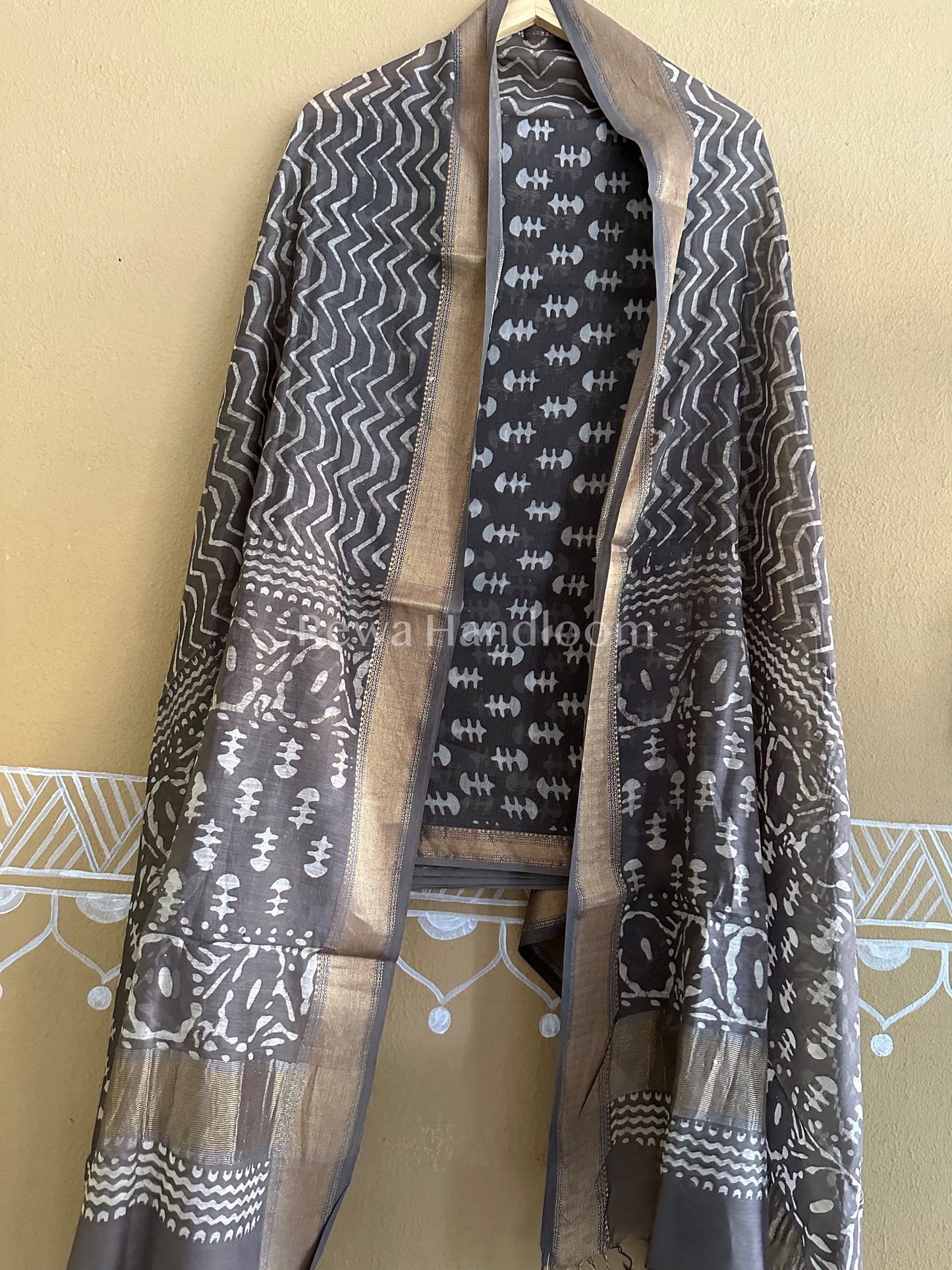 Maheshwari Kashish Print Suit