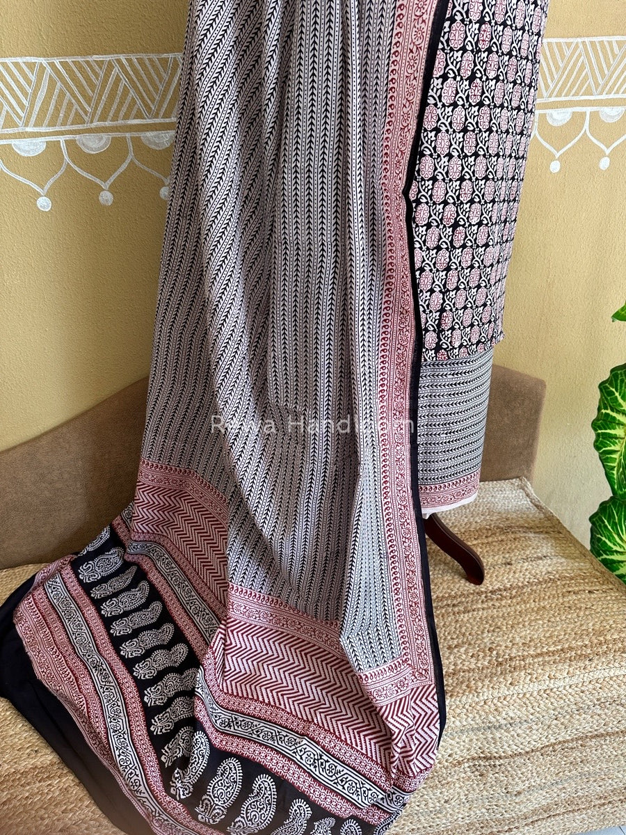Off White-Black Bagh Print Cotton Suit BCSP0107