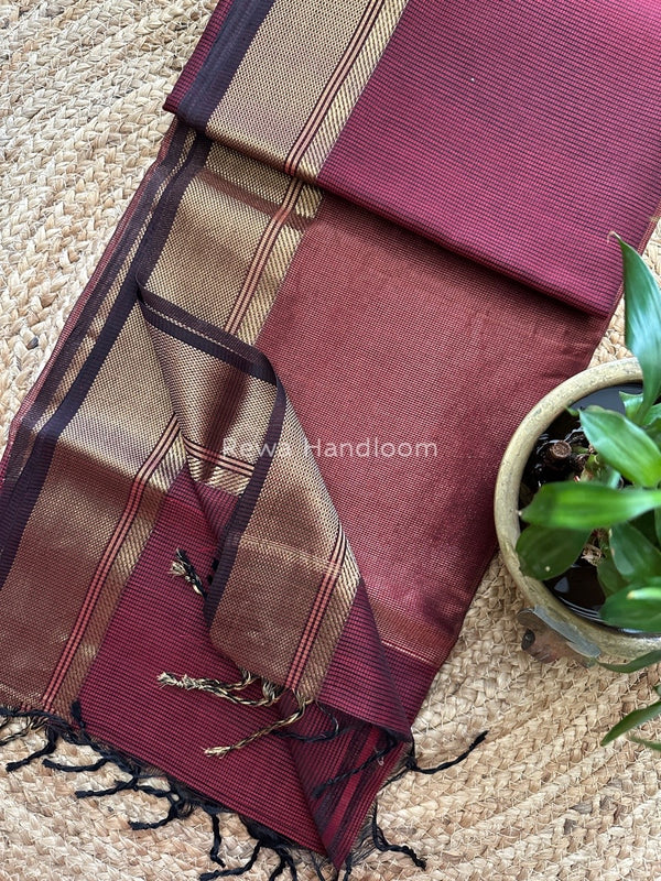 Exclusive Maheswari Self Check Saree
