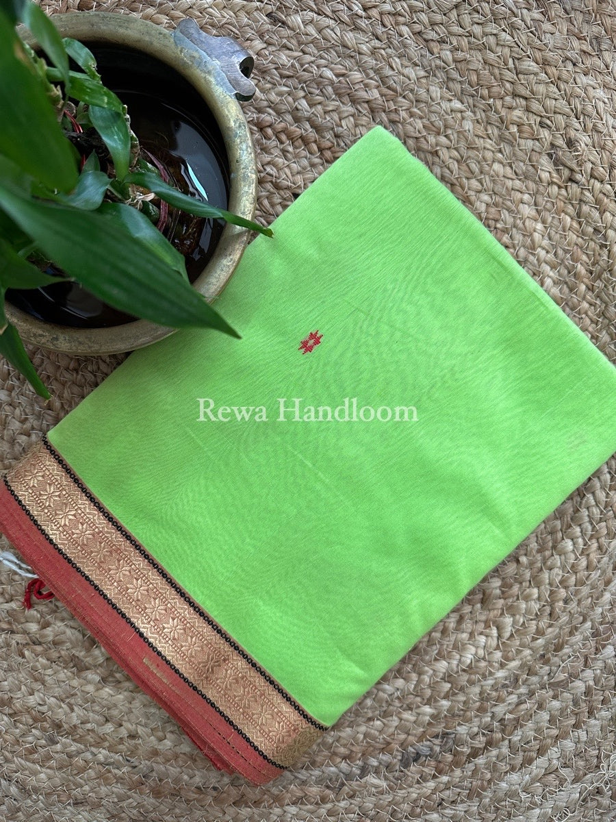 Light Green Butta Pallu Zari Border Maheshwari Saree MBS030