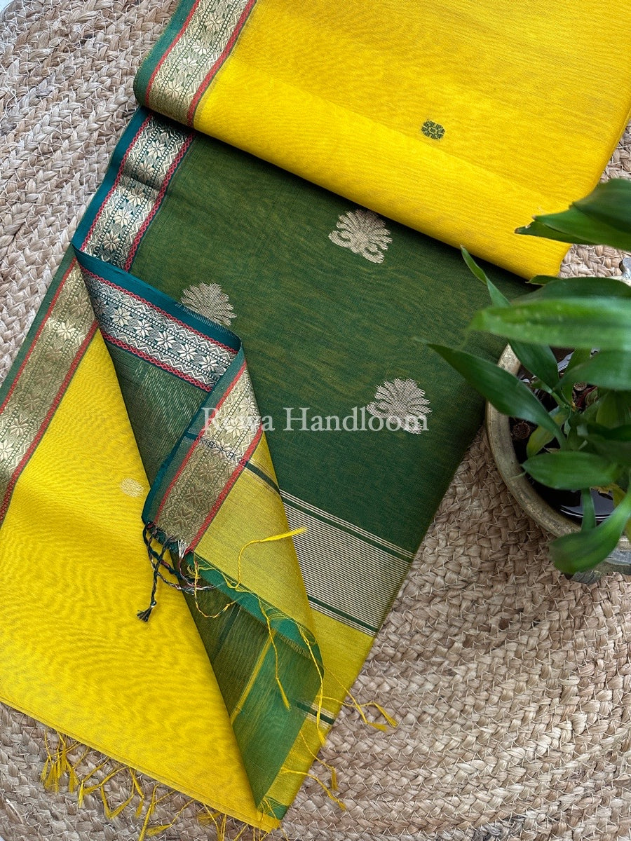 Butta Pallu Zari Border Maheshwari Saree