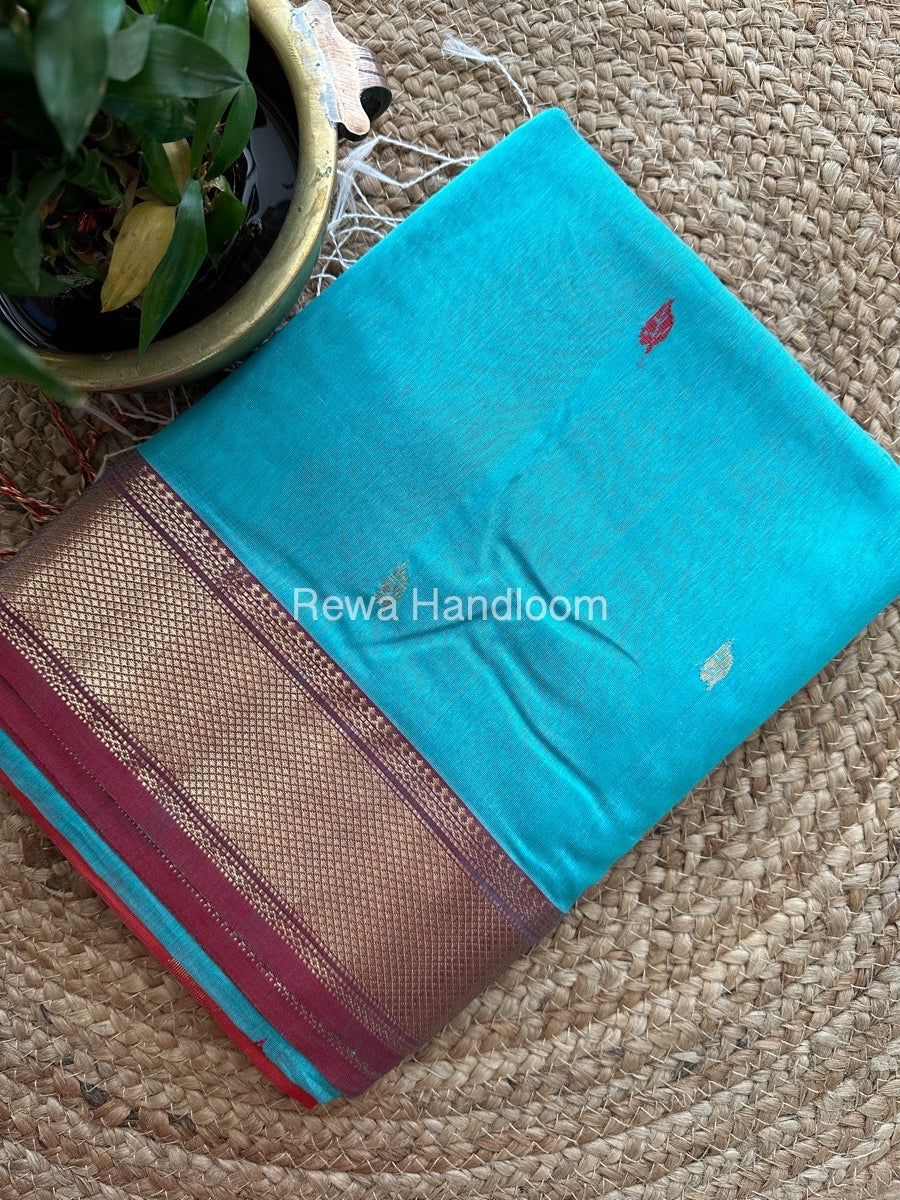 Butta Pallu Zari Border Maheshwari Saree
