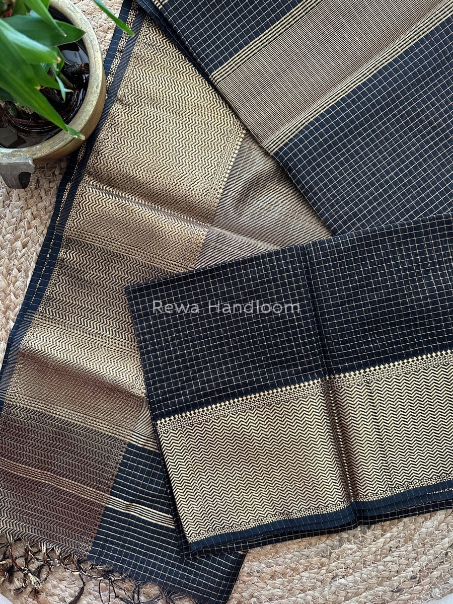 Maheshwari Saree