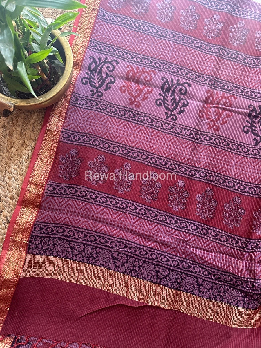 Maheshwari Magenta Bagh Print Small Border Saree MTBS02