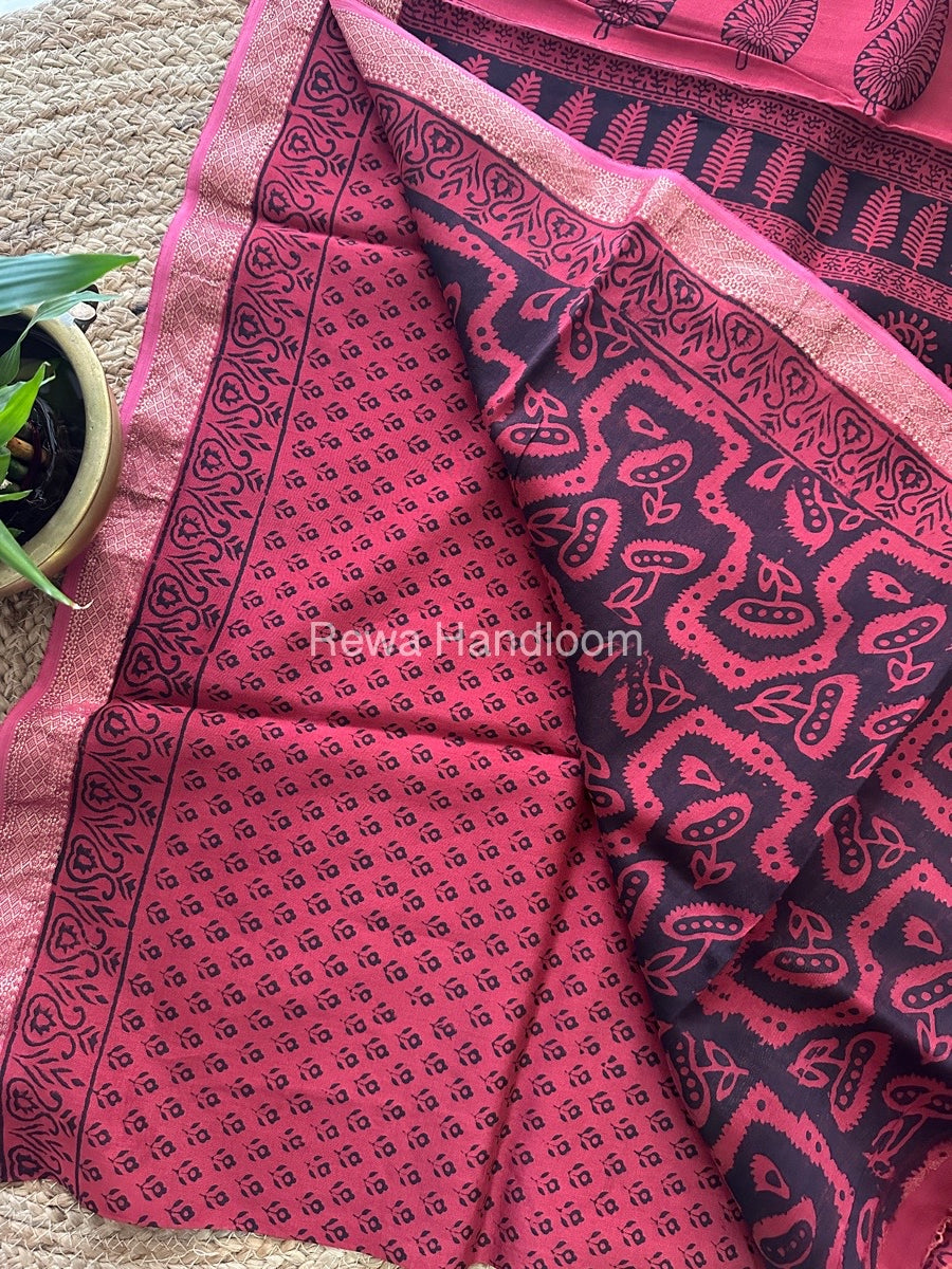 Maheshwari Pink Bagh Print Small Border Saree MTBS025