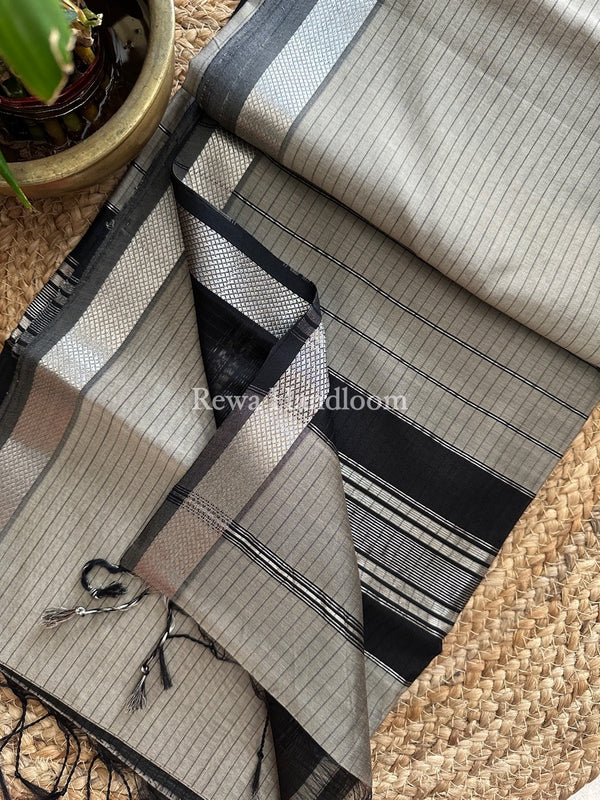 Maheshwari Silver Zari border Saree