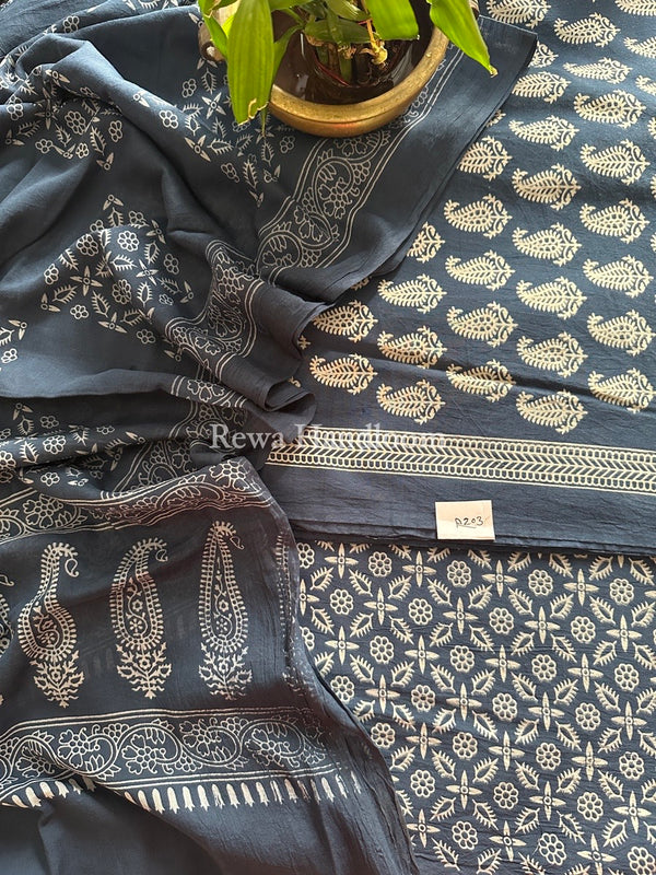 Dabu Print Cotton Suit