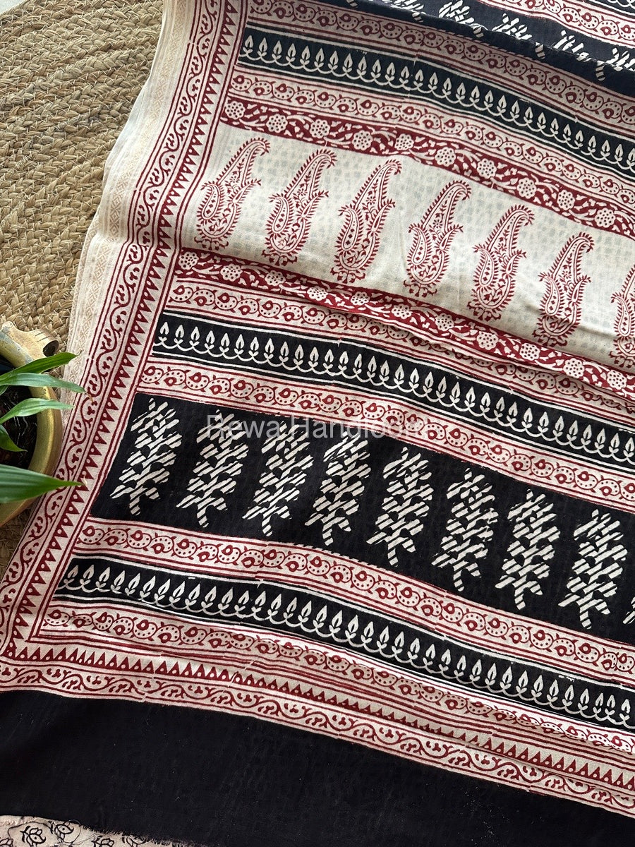 White Bagh Print Mercerised Cotton Saree MBP05