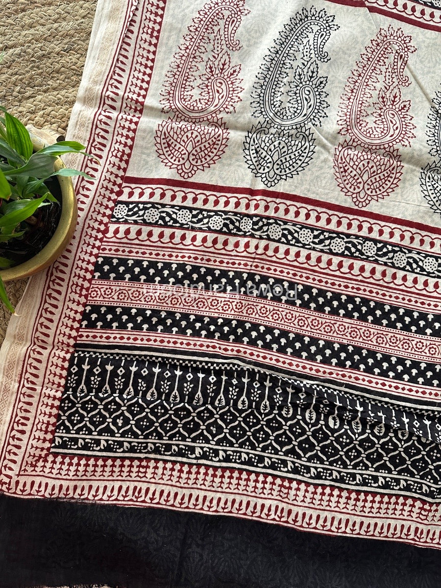 White Bagh Print Mercerised Cotton Saree MBP07