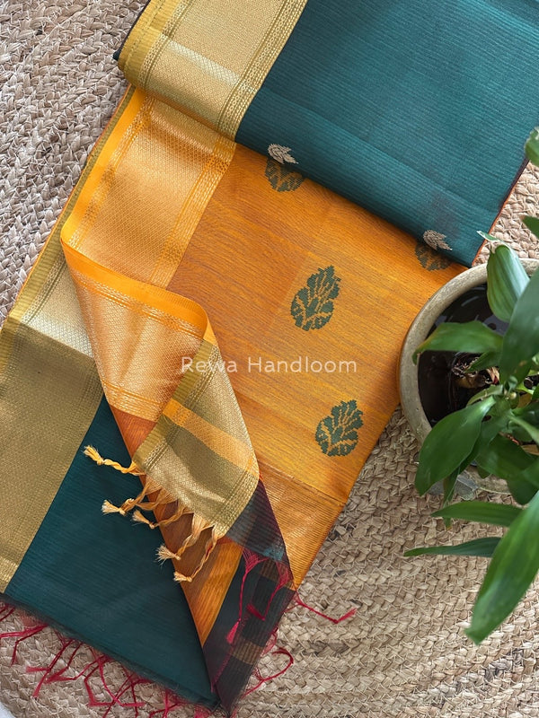 Maheshwari Butta Pallu Silk Saree