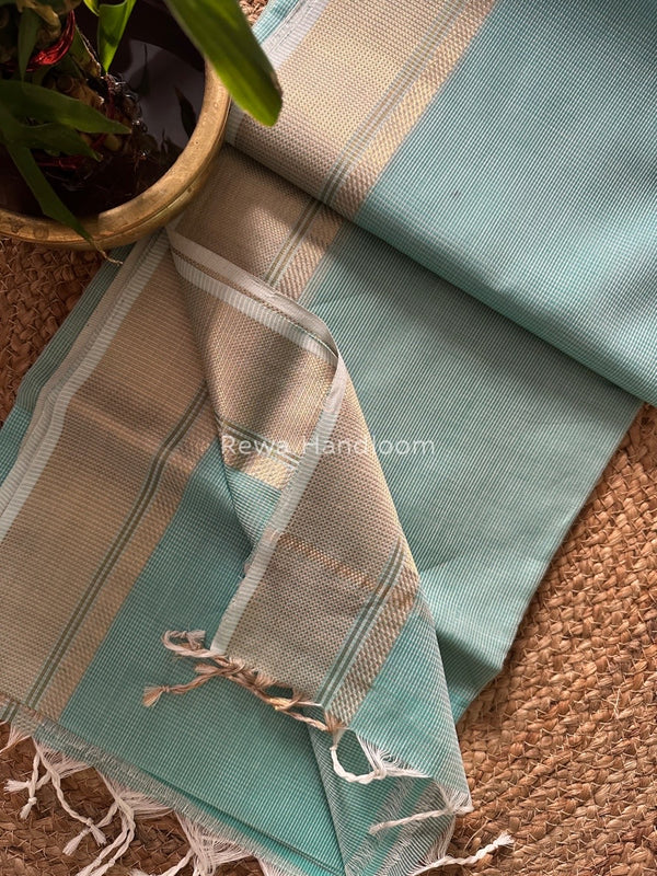 Exclusive Maheswari Self Checks Saree
