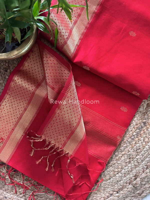 Zari Butti Maheshwari Saree